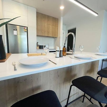 Modern Central Living Christchurch Buitenkant foto